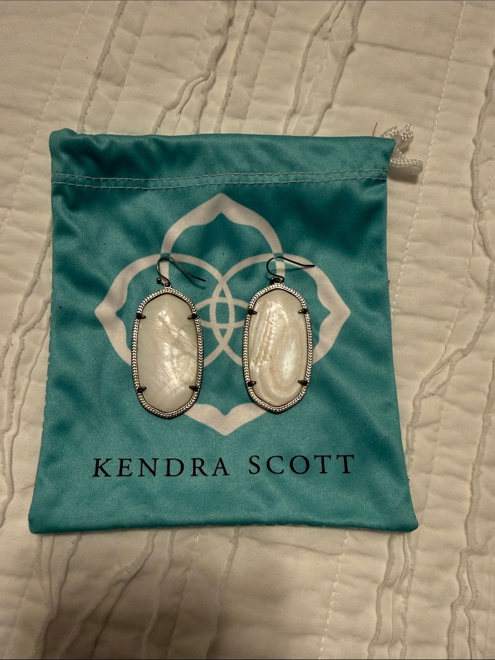 Kendra Scott Silver and White Iridescent Oval Drop Earrings